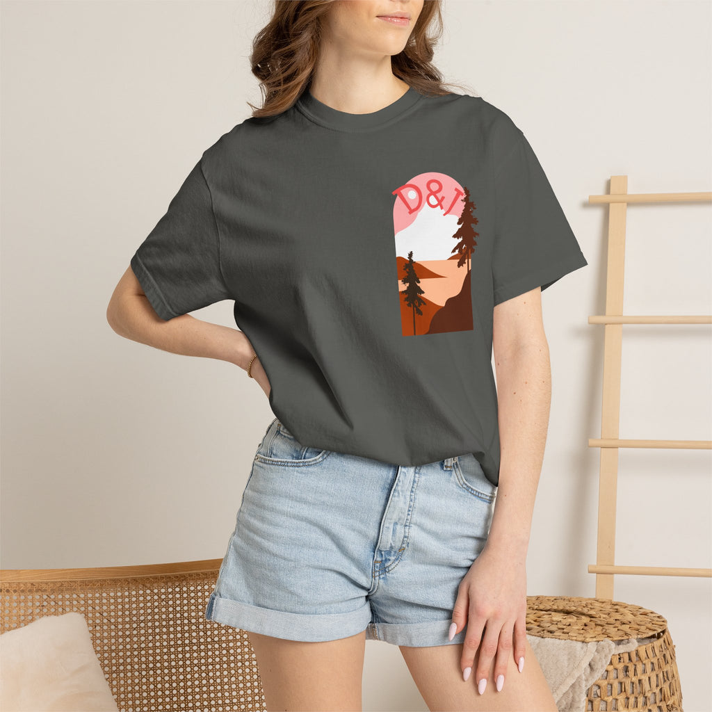 Nature Trail T-Shirt — "Entre Pinos y Senderos" Mountain Scenic Tee